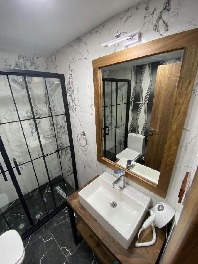 Alma Port Suites Provincia di Provincia di Istanbul Esterno foto